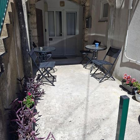 Old Town Apartment Nina 1 Split Exterior foto
